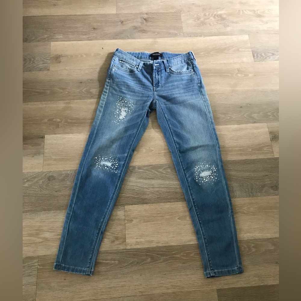 WHITE HOUSE BLACKMARKET JEANS